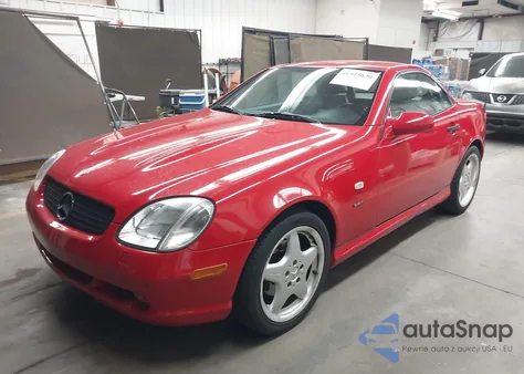 1999 Mercedes-Benz Slk 230 Kompressor z USA, uszkodzony, nr VIN WDBKK47F0XF132296